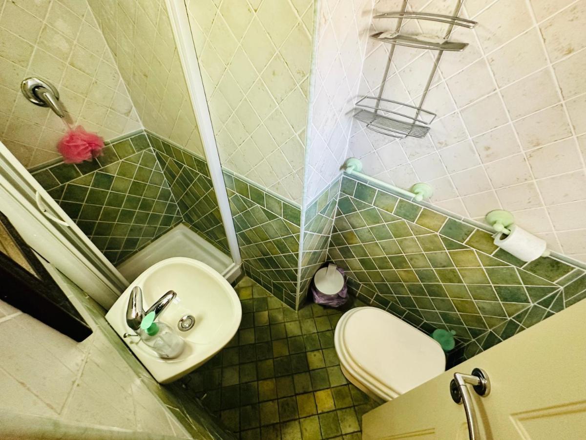 Relax Clementina Apartment Fiumicino Luaran gambar